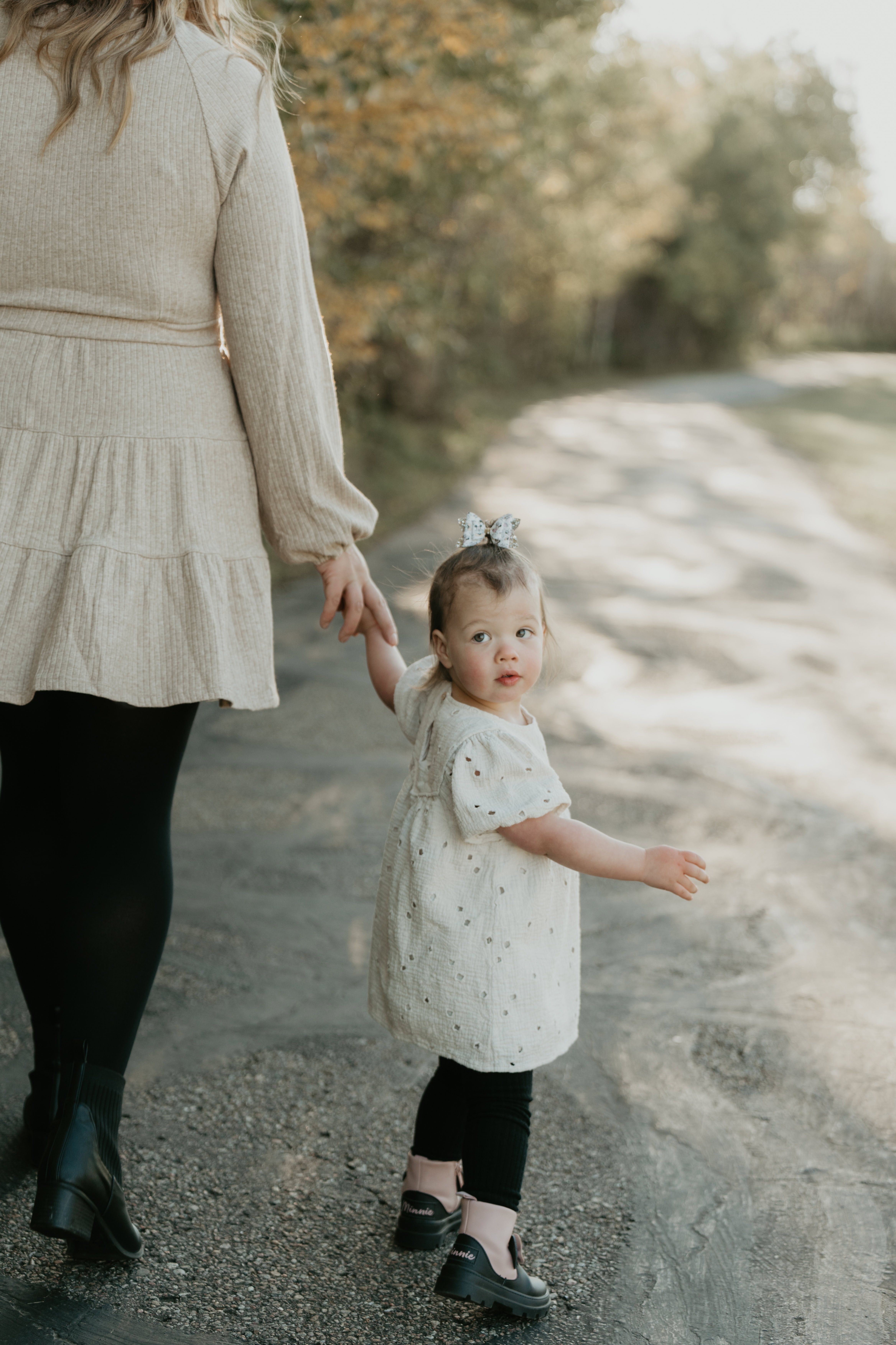 outdoor family photos in golden hour